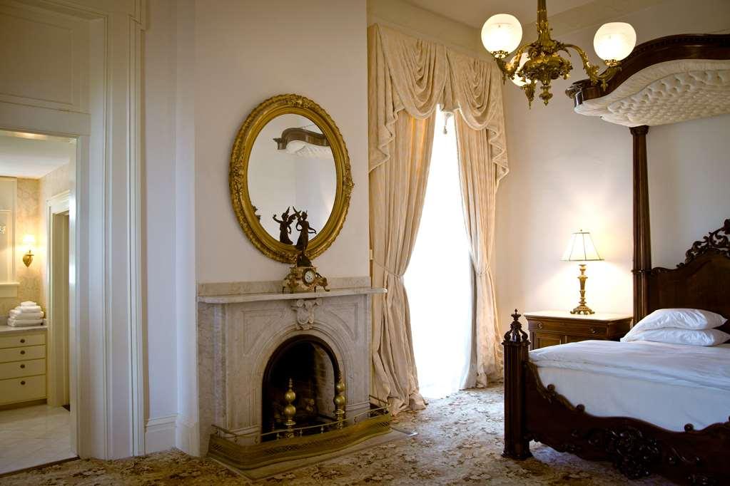 Dunleith Historic Inn 나체스 객실 사진